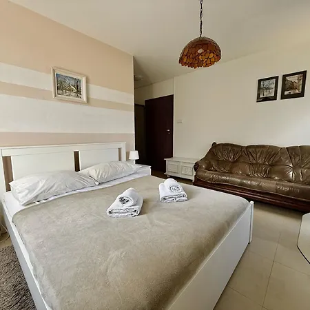 Easy Rent Apartments- Willa Alba Naleczow Exterior photo