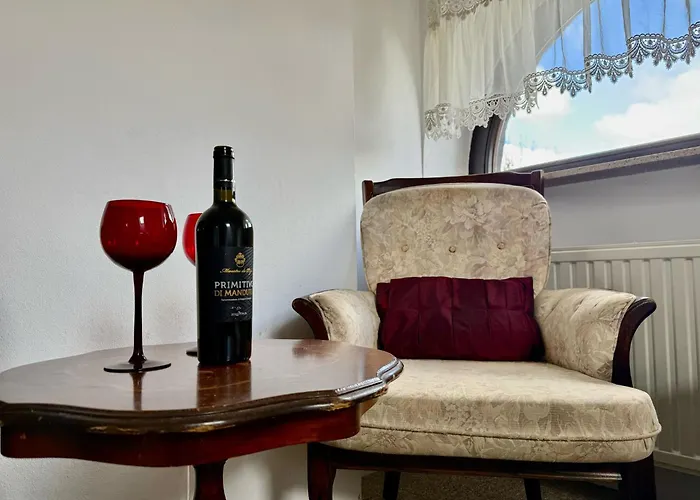 Easy Rent Apartments- Willa Alba